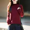 Novedad Otoño/Invierno 2026: Suéter de Punto con Mezcla de Lana de Yak, Dobladillo Enrollado y Cuello Semi Alto, Color Sólido