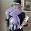 Bufanda de mohair de color liso para mujer 2024 otoño e invierno nueva trenza gruesa bufanda chal de invierno para estudiante venta al por mayor