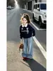 Conjunto de Primavera y Otoño para Niñas 2026 Nuevo Estilo Coreano Estilo Academia Sudadera con Cuello Polo Lazo Pantalones de Pierna Ancha de Mezclilla Dos Piezas