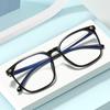 2021 Nuevo marco de TR moda simple marco negro radiación azul anti-espejo plano parlante Red social gafas lisas