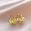 Aretes tipo ear cuff y aretes color rosa dopamina para mujer, nuevo modelo 2026, sensación de lujo ligero y alta gama, extremadamente hermosos y únicos