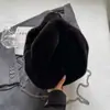 Bolso Peludo de Moda Transfronterizo de Nicho para Mujer 2026 Nueva Moda Otoño e Invierno Bolso de Mano y Bolso Cruzado Versátil con Cadena