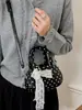 Bolso tipo almohada liso de estilo coreano casual, 2026 nuevo de moda y elegante con lunares, de alta apariencia, bolso cruzado único