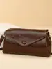 2026 Bolso Cruzado Pequeño Cuadrado de Moda Casual Retro Texturizado de Color Sólido Grande Capacidad Nuevo Estilo para Mujeres de Mediana Edad