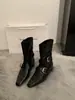Primer Encuentro Temporada 2026 Versión Coreana Nuevo Estilo Diseño de Nicho Botines Cortos Franceses Retro Punta Cuadrada Pequeña Botas Vaqueras Botas de Media Caña Botas para Mujer