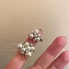 Anillo de Estrella Completa de Circonita y Perla de Diseño Vanguardista para Mujer Nicho Lujo Ligero de Moda Tendencia Temperamento Versátil Pendientes Accesorios para Orejas