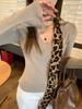 Chicas Calientes Cuello en V Clavícula Lijado Cálido Manga Larga Otoño e Invierno Diseño Manga Acampanada Sensación Slim Top de Cachemira