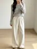 Calça de moletom macia e com bom caimento para uso em duas direções no início do outono para mulheres, cintura elástica com cordão, perna reta, pode ser dobrada na barra, calça casual de perna larga em quatro cores