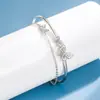 Pulsera tobillera de mariposa para mujer, diseño de nicho de verano, sensación de alta gama, pulsera de doble capa, celebridad de internet, estilo de lujo ligero, tono frío, joyería para manos, moderna