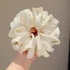 Scrunchie de Cetim de Alta Qualidade com Babados Grandes para Mulheres, Elástico de Cabelo Versátil e Suave para Primavera e Verão, Ideal para o Dia a Dia