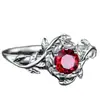 Yiwu Chaofan Novo Estilo Europeu e Americano Anel Liga de Zinco Incrustado Zircônia Vermelha Anel Criativo Flor Rosa Anel de Diamante Feminino