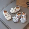 Zapatos Pequeños de Piel para Niñas 2026 Verano Nuevos Zapatos de Princesa para Niños Sandalias Birken Elegantes para Niñas Pequeñas Mocasines Súper Suaves
