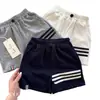 Shorts Infantis que Podem Ser Usados Fora, Novidades de Verão 2026, Calças de Cinco Pontos Casuais Largas e Modernas para Meninos e Meninas