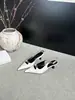 Zapatos Negros de Tacón Alto de Venta Caliente Primavera 2026 para Mujer, Tacón de Aguja, Zapatos de una Sola Tira con Hebilla en V, Sandalias de Punta Fina, Zapatos de una Sola Tira con Correa Trasera y Tacón Kitten
