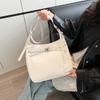 Bolsa Tote Fashion Retrô de Cor Sólida Feminina 2025 Nova Casual Grande Capacidade Tendência Versátil Bolsa de Ombro Bolsa de Braço