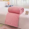 Manta de Peluche de Conejo para Comercio Exterior Manta Multifuncional para Siesta Manta Pequeña para Oficina Manta de Regalo Cubierta de Manta para Sofá y Coche Transfronteriza