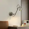 Lámparas de pared minimalistas italianas para sala de estar, luces para pasillo y escaleras, iluminación ambiental para dormitorio y lámparas de pared de tira de vidrio de lujo ligero