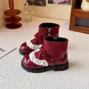 Sapatos de passeio rasos da moda estilo princesa para bebês meninas 2026 Primavera/Outono Novo Estilo Meninas Pequenas Sola Macia Sapatos Pequenos de Couro Sapatilhas para Meninas
