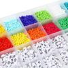 Cuentas de Vidrio Pintado para Semillas Cuentas con Letras Caja de 28 Compartimentos Pulsera de Cuentas Coloridas Cuentas Sueltas para DIY Accesorios de Joyería