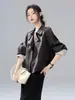 26 Nova Jaqueta Trench Versátil de Primavera Moda Retrô Estilosa Casual Elegante Gola Reversível Jaqueta Curta para Mulheres
