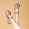 Sandálias Femininas Casuais de Verão 2026, Sola Grossa, Confortáveis, Antiderrapantes, para Casa e Exterior, Tiras Cruzadas, Cor Sólida, Estilo Romano