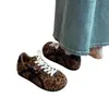 Mocassins personalizados de alta costura estilo coreano com estampa de leopardo para mulheres, novos tênis casuais versáteis super estilosos do outono de 2026