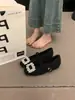Zapatos Mary Jane Cuadrados con Hebilla de Pedrería Estilo Coreano para Mujer 2025 Otoño e Invierno Nuevo Estilo Eleva la Altura Interior Elegantes Versátiles Elegantes Zapatos Peludos