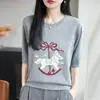 Nova Camiseta de Lã Fina Tricotada de Manga Curta Estilo Coreano para o Verão, Camiseta Básica Jacquard Color-Blocking Solta e Versátil com Gola Redonda para Mulheres