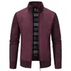 Casaco de inverno e outono 2024 transfronteiriço masculino gola alta suéter tricotado estilo pai acolchoado grosso quente casaco