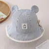 Chapéus de Bebê para Primavera e Outono para Meninos e Meninas, Chapéu de Pescador Listrado, Versão Coreana Desenho Animado Urso Fofo com Óculos de Sol Chapéu de Pescador