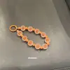 Estilo nuevo y popular transfronterizo Color dopamina hecho a mano con cuentas accesorios de moda de alta gama colgante versátil para teléfono móvil