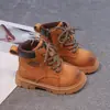 Botas Martin para Niños 2026 Primavera y Otoño Nuevas Vintage Desgastadas Estilo Motociclista Botas de Trabajo para Exteriores Elegantes Botas Cortas Amarillas