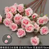 Rosas de Creme Simuladas de 3 Cabeças, Decoração de Fundo para Casamento, Arranjo de Flores para Guia de Estrada, Flores de Seda Estilo Europeu para Casamento, Flores Artificiais