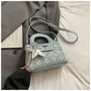 Bolso Pequeño para Mujer 2025 Nuevo Versátil Bolso Cruzado con Cadena Bolso de Mano Salida Bolso Pequeño Moderno Incrustado de Diamantes Bolso de la Princesa Diana de Moda