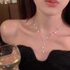 Collar de perlas de nicho de lujo con diseño de mariposa de alta gama para mujer, cadena de clavícula de acero de titanio, venta al por mayor, 2025