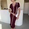 Vestido de Tricô Social Transfronteiriço com Decote V, Manga Longa, Botões Únicos, Cintura Marcada para Mulheres, Suéter de Outono, Vestido Justo com Babados