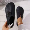 Comércio Exterior Transfronteiriço 2026 Verão Novo Sapatos Casuais Planos de Couro Macio para Mulheres, Bico Redondo, Slip-on Baixo, Sapatos Femininos de Tamanho Grande
