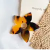 Atacado de fábrica novo flor pequena presilha de cabelo simples elegante pequena presilha lateral presilha para franja presilha topo da cabeça acessórios de cabelo