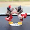 Adornos para Coche de Celebridad de Internet, Adornos Lindos de Pareja para Coche, Decoración al por Mayor para la Consola Central del Interior del Coche, Adornos Pequeños de Oficina