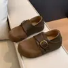 Zapatos Mary Jane Birkenstock para Mujer con Aumento Oculto de Altura Nuevo Estilo Otoño 2026 Suela Plana Velcro Mágico Zapatos Cerrados Pequeños para Aumentar Altura