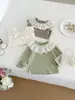 Camiseta de manga longa para bebê menina, look de primavera 2026, novo estilo, camiseta básica princesa, roupa de bebê, top estiloso para primavera e outono