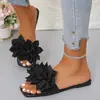 Chinelos Planos para Mulheres de E-commerce Transfronteiriço, Novo Estilo de Verão, Sapato Fashion Aberto na Ponta Quadrada com Flor, Sandálias Versáteis de Praia