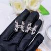 TikTok Celebridad de Internet Lulu Mismo Estilo Moda Letra H Aretes Lujo Ligero Nicho Alta Gama Aretes de Diamantes Modernos Elegantes Mujeres