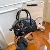 Moda Otoño 2025 Bolso Nuevo Dulce de Moda Bolso Almohada Bolso Pequeño Exquisito Bolso de Mano para Mujer Bolso Cruzado para Hombro