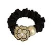 Diadema de Perlas de Alta Gama con Pedrería, Elegante Banda para el Cabello, Sujetador de Cola de Caballo, Accesorio para Moño Flor de Camelia Nuevo Estilo