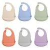 Babador de silicone macio feito sob medida para bebês, babador de alimentação 3D à prova d'água para crianças, evita que a comida suje e é um babador de baba para bebês