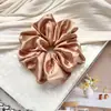 Coletero Elegante y con Estilo Color Crema para Mujer, Goma de Pelo de Satén de Moda Oversize con un Toque de Lujo