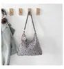 Bolsa de Nube Floral con Lazo Estilo Coreano para Mujer, Fresca y Sencilla 2026 Bolso Cruzado Casual para Hombro o Axila, Bolso Artístico para Mujer