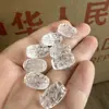 Estoque Antigo de Décadas Atrás, Cristal Branco Natural Esculpido à Mão oco Acessório de Sino Vajra, Pedra Dzi de Cristal Único