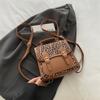 Mochila de viagem com estampa de leopardo Super Fire para mulheres 2024 Nova moda Outono e inverno Mochila escolar Estudantes universitários saindo carregando mochila pequena